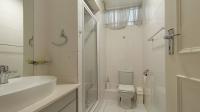 Bathroom 2 - 5 square meters of property in Benmore Gardens