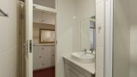 Bathroom 2 - 5 square meters of property in Benmore Gardens