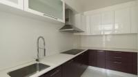 Kitchen - 11 square meters of property in Benmore Gardens