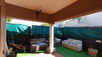 Patio - 9 square meters of property in Northwold