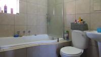 Bathroom 1 - 5 square meters of property in Olifantsvlei 327-Iq