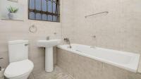 Bathroom 1 of property in Protea Glen