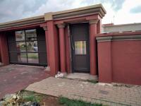 8 Bedroom 2 Bathroom House for Sale for sale in Geduld