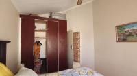 Bed Room 2 - 15 square meters of property in The Orchards