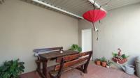 Patio - 23 square meters of property in Faerie Glen