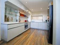 Kitchen of property in Atholl Gardens