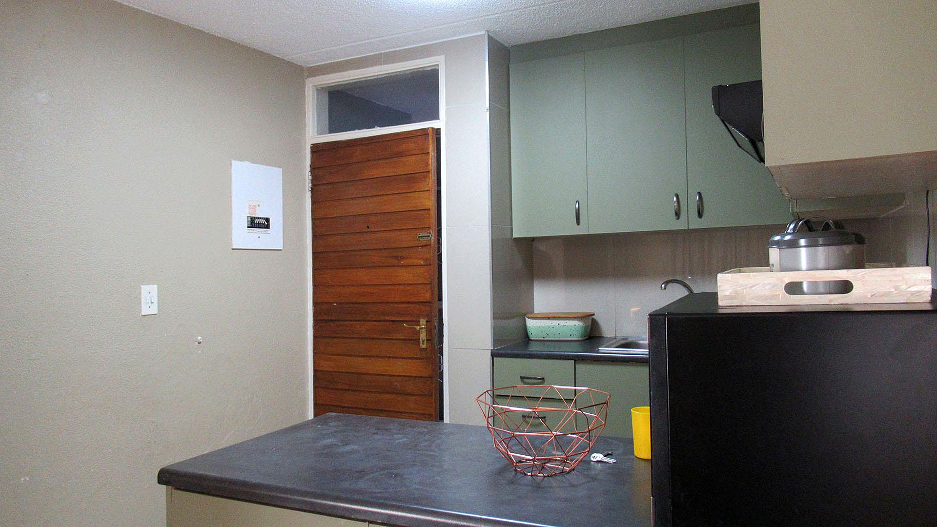 Kitchen - 7 square meters of property in Westdene (JHB)