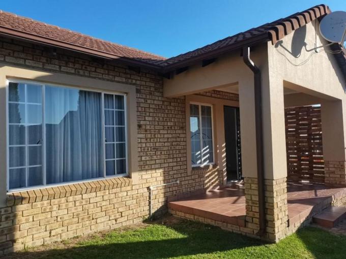 3 Bedroom Sectional Title for Sale For Sale in Sasolburg - MR634116