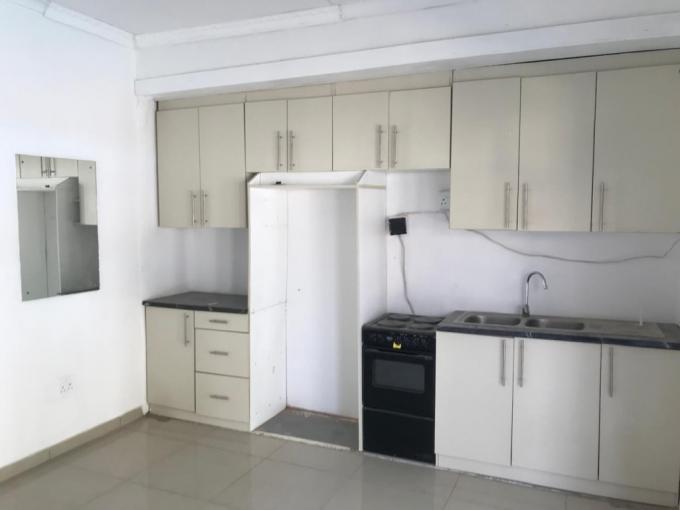 1 Bedroom Apartment to Rent in Protea Park (North West) - Property to rent - MR634202