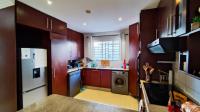 Kitchen - 14 square meters of property in Glenmarais (Glen Marais)