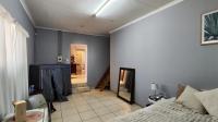 Bed Room 1 - 34 square meters of property in Glenmarais (Glen Marais)