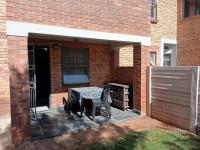 2 Bedroom 1 Bathroom Flat/Apartment for Sale for sale in Heuweloord