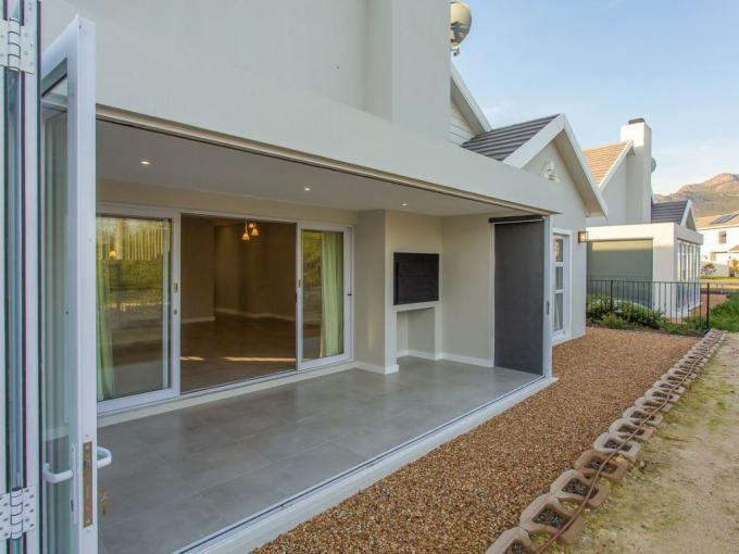 3 Bedroom House for Sale For Sale in Paarl - MR634326