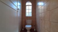 Main Bathroom - 39 square meters of property in Malanshof