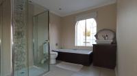 Main Bathroom - 39 square meters of property in Malanshof