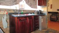 Kitchen - 10 square meters of property in Dan Pienaarville