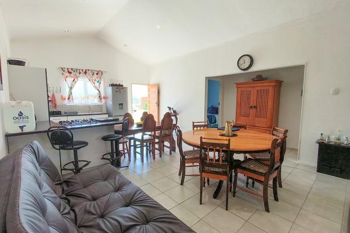 3 Bedroom House for Sale For Sale in Franskraal - MR634540