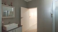 Main Bathroom - 9 square meters of property in Erand Gardens