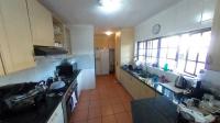 Kitchen - 17 square meters of property in Glen Hills