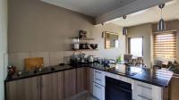 Kitchen - 12 square meters of property in Albertsdal