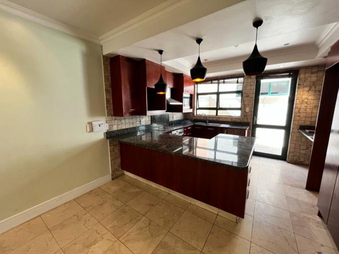 2 Bedroom Simplex for Sale For Sale in Bedford Gardens - MR634811