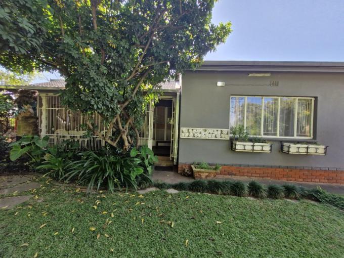 3 Bedroom House for Sale For Sale in Geelhoutpark - MR634871