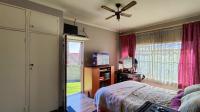 Main Bedroom - 25 square meters of property in Norkem park