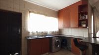 Kitchen - 16 square meters of property in Buccleuch