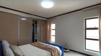 Main Bedroom - 20 square meters of property in Kengies