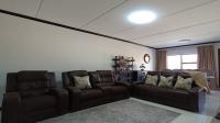 Lounges - 23 square meters of property in Kengies