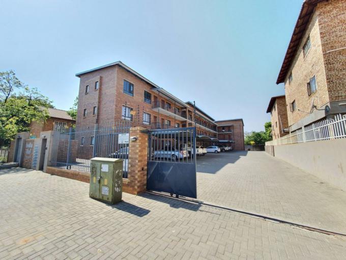 Commercial for Sale For Sale in Rustenburg - MR635353