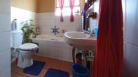 Main Bathroom - 6 square meters of property in Sundowner