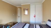 Bed Room 1 - 16 square meters of property in Sundowner