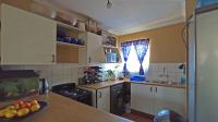 Kitchen - 10 square meters of property in Sundowner