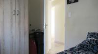 Bed Room 1 - 8 square meters of property in Mindalore