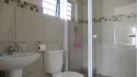 Main Bathroom - 4 square meters of property in Mindalore