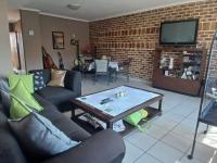 2 Bedroom 1 Bathroom Flat/Apartment for Sale for sale in Albemarle