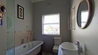 Bathroom 1 - 13 square meters of property in Parkview