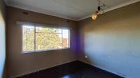 Bed Room 1 - 17 square meters of property in Vanderbijlpark