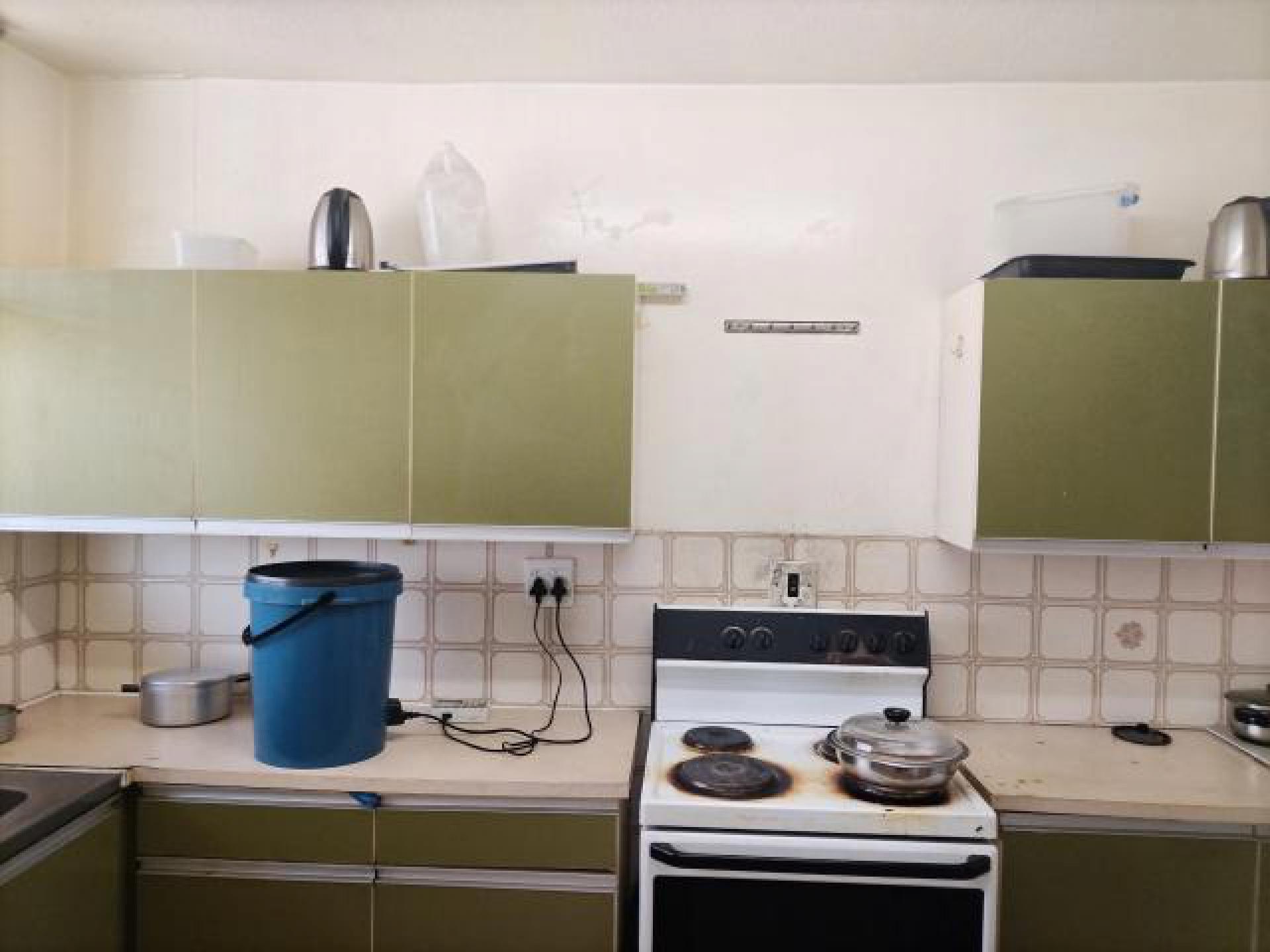 Kitchen of property in Sunnyside