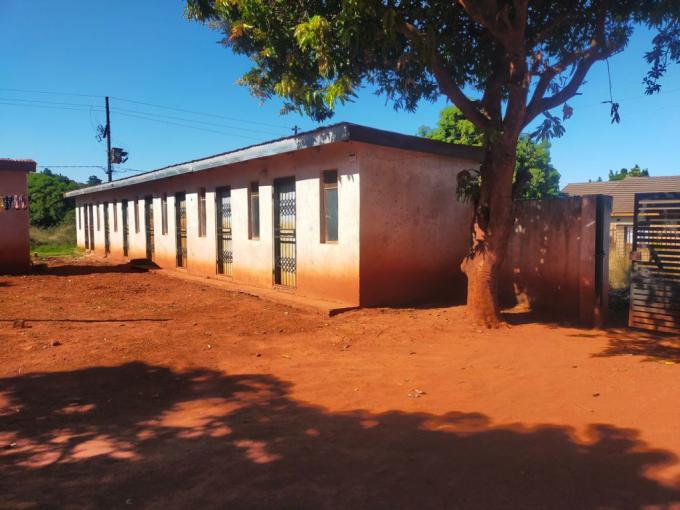 30 Bedroom Commercial for Sale For Sale in Thohoyandou - MR635682