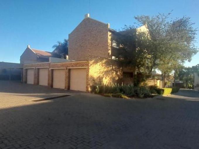 2 Bedroom Apartment for Sale For Sale in Raslouw AH - MR635698