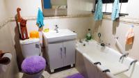 Bathroom 1 - 6 square meters of property in Southport