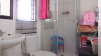 Main Bathroom - 5 square meters of property in Protea Glen