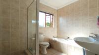 Bathroom 1 - 7 square meters of property in Witkoppen