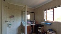 Main Bathroom - 9 square meters of property in Witkoppen