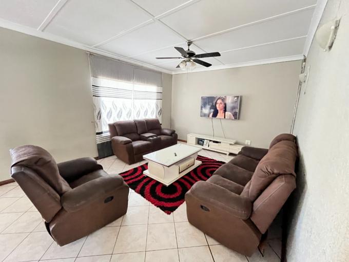 3 Bedroom House for Sale For Sale in Kensington - JHB - MR635921