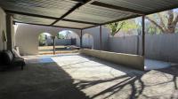 Patio - 2 square meters of property in Simmerfield