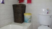 Bathroom 1 - 3 square meters of property in Observatory - JHB