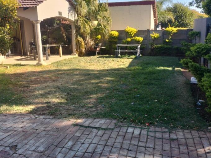 3 Bedroom House for Sale For Sale in Eersterust - MR636205